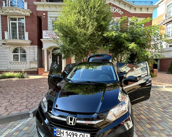 Черный Хонда ХРВ, объемом двигателя 1.8 л и пробегом 96 тыс. км за 15299 $, фото 2 на Automoto.ua