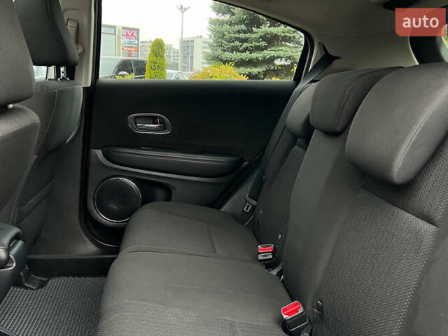 Черный Хонда ХРВ, объемом двигателя 1.8 л и пробегом 175 тыс. км за 14999 $, фото 21 на Automoto.ua