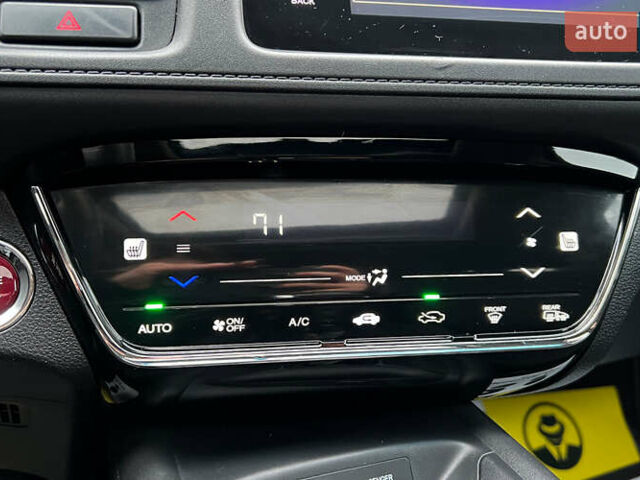 Черный Хонда ХРВ, объемом двигателя 1.8 л и пробегом 175 тыс. км за 14999 $, фото 16 на Automoto.ua