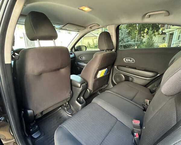 Черный Хонда ХРВ, объемом двигателя 1.8 л и пробегом 96 тыс. км за 15299 $, фото 19 на Automoto.ua