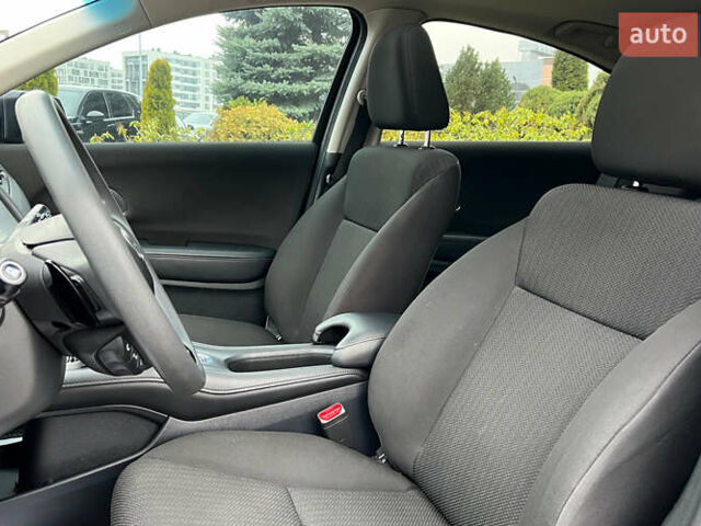 Черный Хонда ХРВ, объемом двигателя 1.8 л и пробегом 175 тыс. км за 14999 $, фото 8 на Automoto.ua