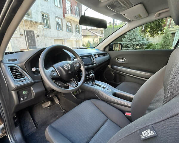 Черный Хонда ХРВ, объемом двигателя 1.8 л и пробегом 96 тыс. км за 15299 $, фото 6 на Automoto.ua