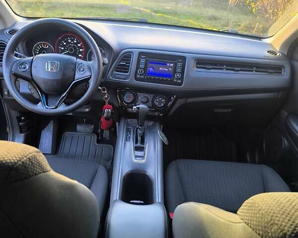 Черный Хонда ХРВ, объемом двигателя 1.8 л и пробегом 137 тыс. км за 15300 $, фото 25 на Automoto.ua