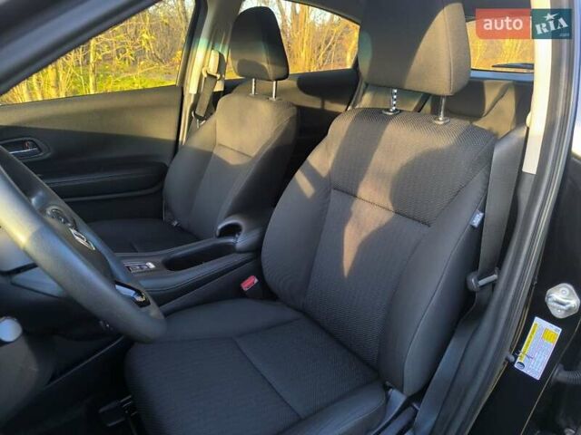 Черный Хонда ХРВ, объемом двигателя 1.8 л и пробегом 137 тыс. км за 15300 $, фото 28 на Automoto.ua