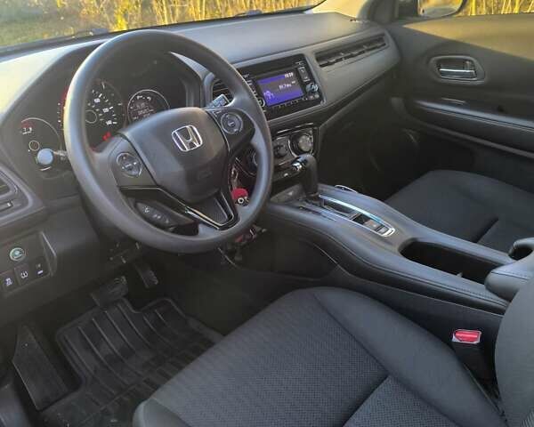 Черный Хонда ХРВ, объемом двигателя 1.8 л и пробегом 137 тыс. км за 15300 $, фото 29 на Automoto.ua