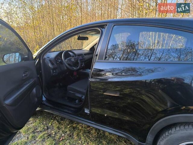 Черный Хонда ХРВ, объемом двигателя 1.8 л и пробегом 137 тыс. км за 15300 $, фото 30 на Automoto.ua