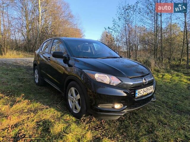 Черный Хонда ХРВ, объемом двигателя 1.8 л и пробегом 137 тыс. км за 15300 $, фото 4 на Automoto.ua