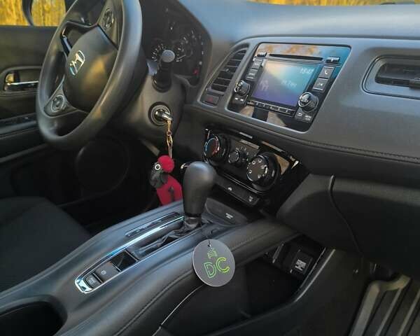 Черный Хонда ХРВ, объемом двигателя 1.8 л и пробегом 137 тыс. км за 15300 $, фото 18 на Automoto.ua