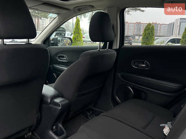 Черный Хонда ХРВ, объемом двигателя 1.8 л и пробегом 80 тыс. км за 16200 $, фото 21 на Automoto.ua