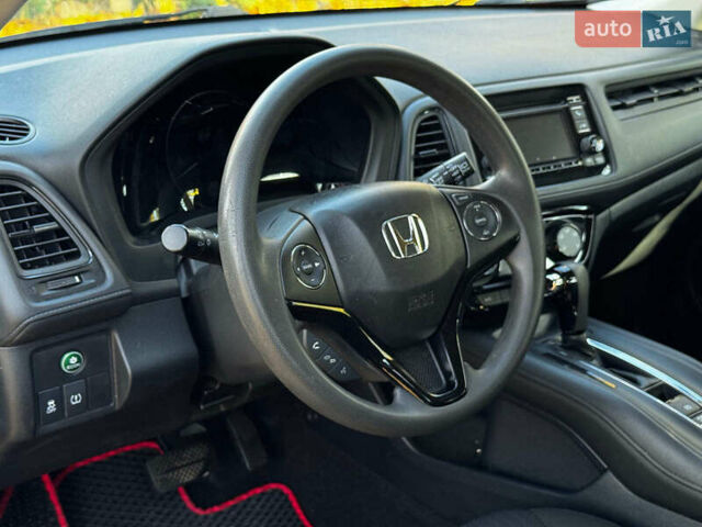 Черный Хонда ХРВ, объемом двигателя 1.8 л и пробегом 92 тыс. км за 16640 $, фото 10 на Automoto.ua