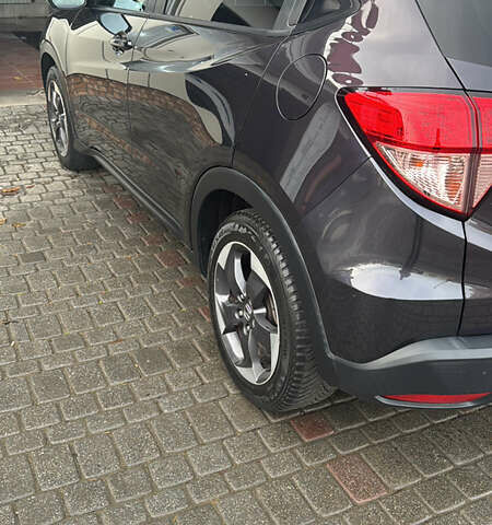 Черный Хонда ХРВ, объемом двигателя 1.8 л и пробегом 200 тыс. км за 14700 $, фото 3 на Automoto.ua