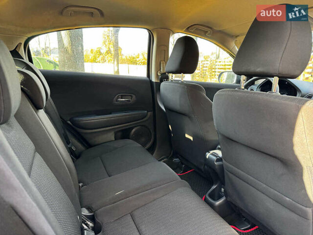 Черный Хонда ХРВ, объемом двигателя 1.8 л и пробегом 92 тыс. км за 16640 $, фото 19 на Automoto.ua