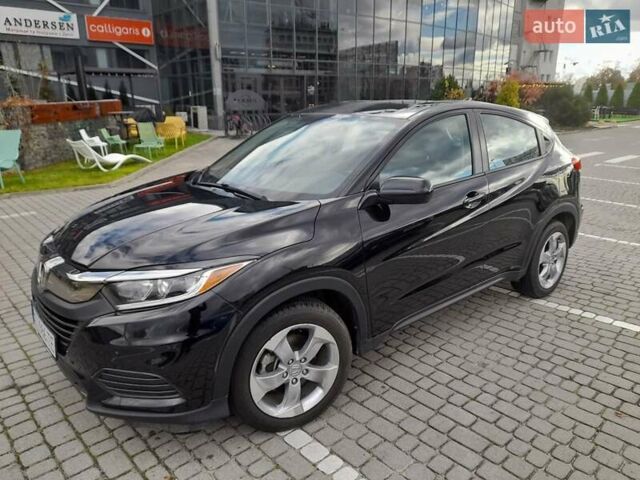 Черный Хонда ХРВ, объемом двигателя 1.8 л и пробегом 90 тыс. км за 15555 $, фото 3 на Automoto.ua