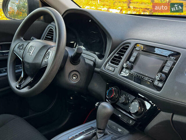 Черный Хонда ХРВ, объемом двигателя 1.8 л и пробегом 92 тыс. км за 16640 $, фото 23 на Automoto.ua