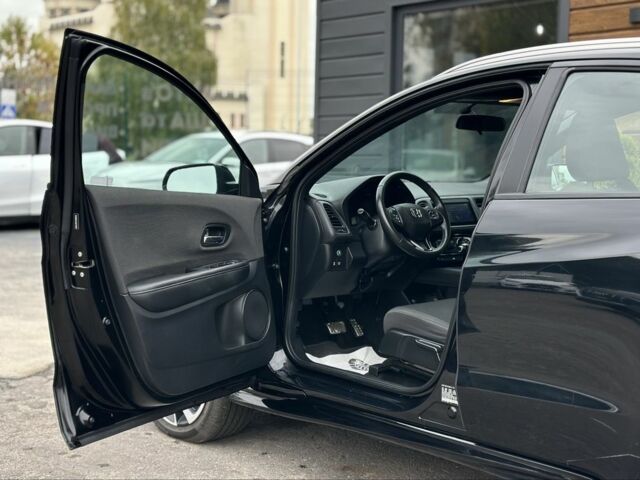 Чорний Хонда ХРВ, об'ємом двигуна 1.8 л та пробігом 94 тис. км за 16999 $, фото 11 на Automoto.ua