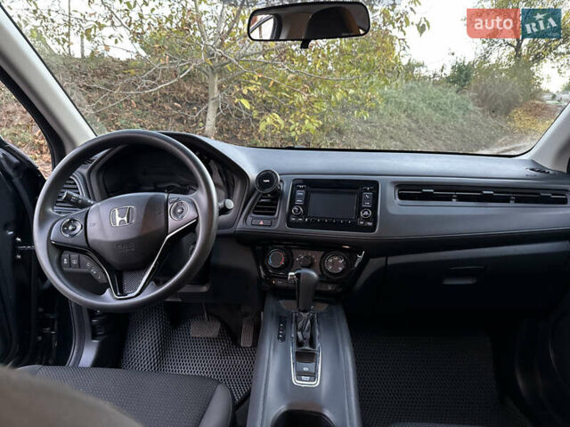 Чорний Хонда ХРВ, об'ємом двигуна 1.8 л та пробігом 94 тис. км за 17200 $, фото 10 на Automoto.ua