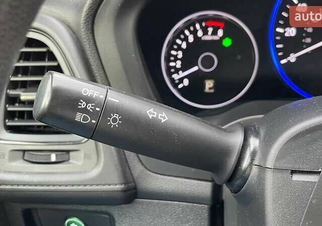 Черный Хонда ХРВ, объемом двигателя 1.8 л и пробегом 86 тыс. км за 16990 $, фото 13 на Automoto.ua