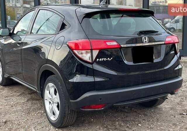 Черный Хонда ХРВ, объемом двигателя 1.8 л и пробегом 86 тыс. км за 16990 $, фото 7 на Automoto.ua