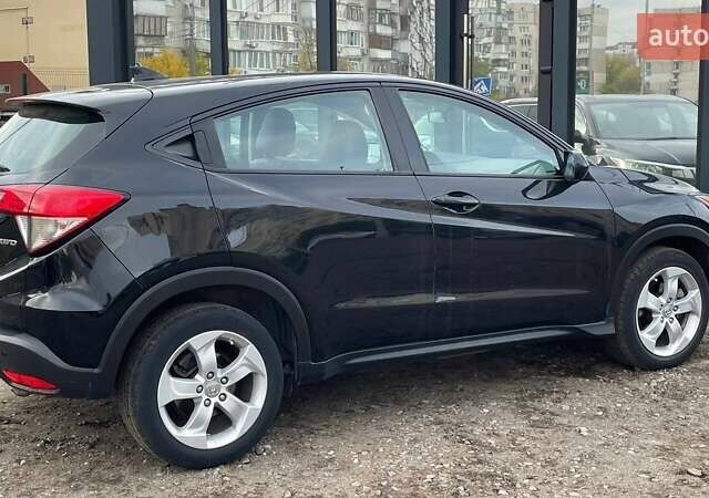 Черный Хонда ХРВ, объемом двигателя 1.8 л и пробегом 86 тыс. км за 16990 $, фото 6 на Automoto.ua
