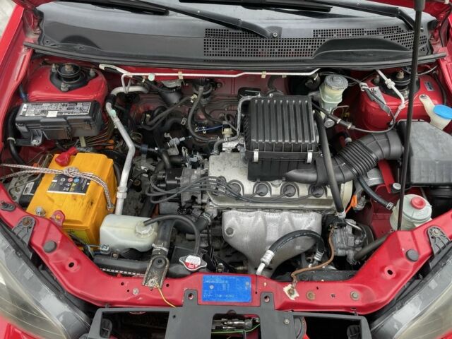 Красный Хонда ХРВ, объемом двигателя 1.6 л и пробегом 194 тыс. км за 3950 $, фото 8 на Automoto.ua