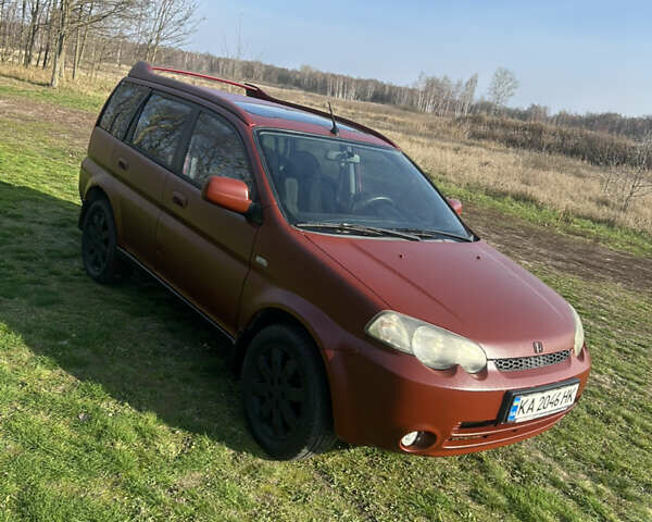 Красный Хонда ХРВ, объемом двигателя 1.6 л и пробегом 206 тыс. км за 4400 $, фото 4 на Automoto.ua