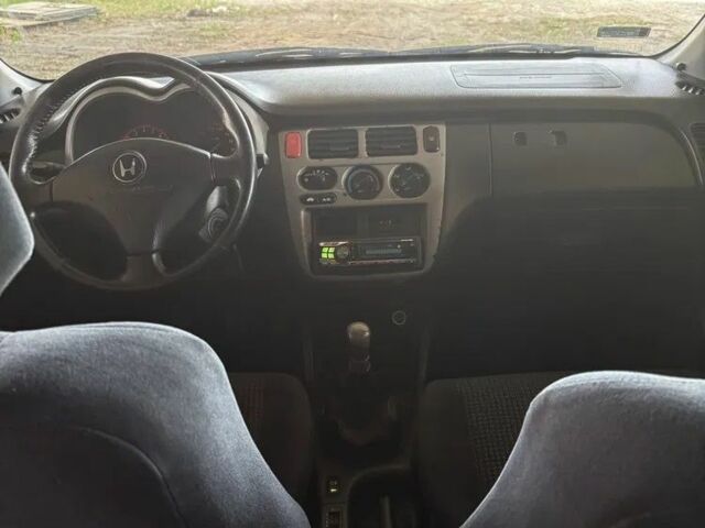 Красный Хонда ХРВ, объемом двигателя 1.6 л и пробегом 250 тыс. км за 3000 $, фото 10 на Automoto.ua