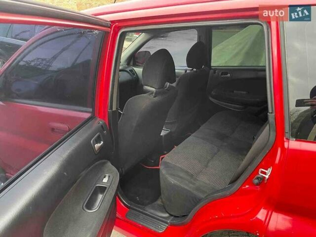 Красный Хонда ХРВ, объемом двигателя 1.59 л и пробегом 190 тыс. км за 4400 $, фото 1 на Automoto.ua