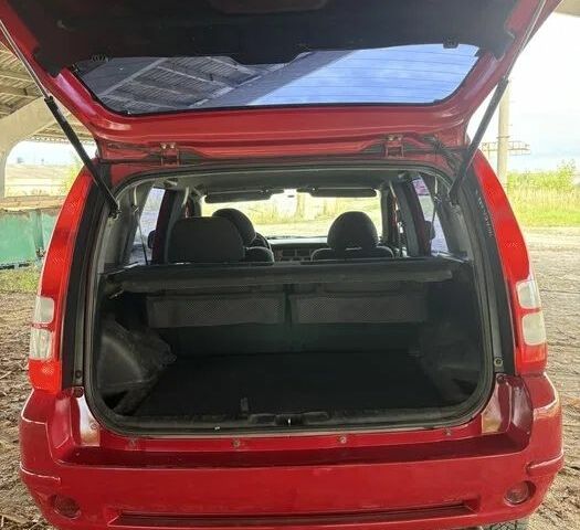 Красный Хонда ХРВ, объемом двигателя 1.6 л и пробегом 250 тыс. км за 3000 $, фото 7 на Automoto.ua