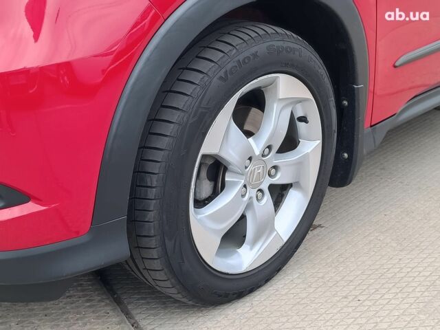 Красный Хонда ХРВ, объемом двигателя 1.8 л и пробегом 79 тыс. км за 15880 $, фото 4 на Automoto.ua