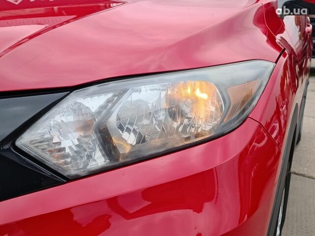 Красный Хонда ХРВ, объемом двигателя 1.8 л и пробегом 79 тыс. км за 15880 $, фото 3 на Automoto.ua