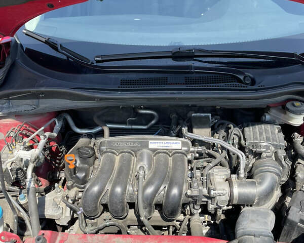 Красный Хонда ХРВ, объемом двигателя 1.5 л и пробегом 60 тыс. км за 18500 $, фото 8 на Automoto.ua