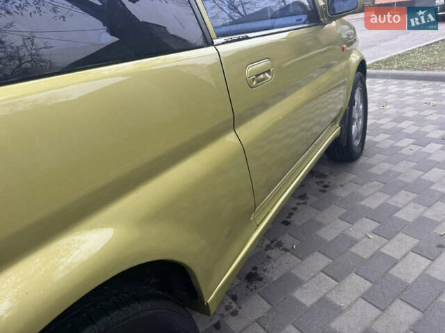 Желтый Хонда ХРВ, объемом двигателя 1.59 л и пробегом 217 тыс. км за 4500 $, фото 16 на Automoto.ua