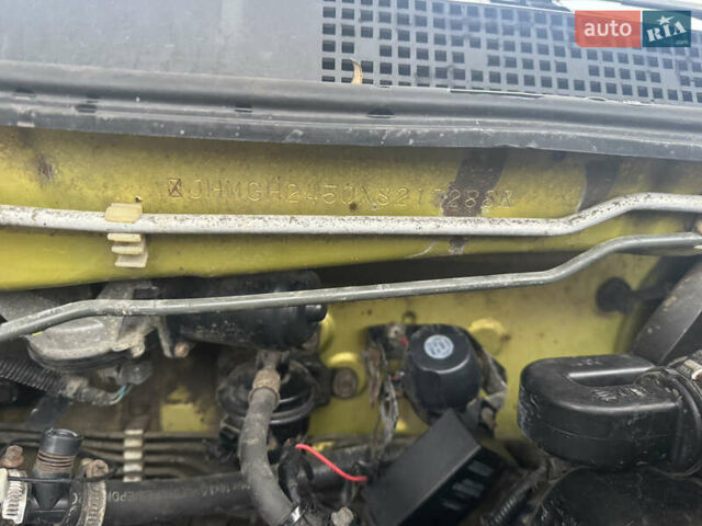 Желтый Хонда ХРВ, объемом двигателя 1.59 л и пробегом 217 тыс. км за 4500 $, фото 34 на Automoto.ua