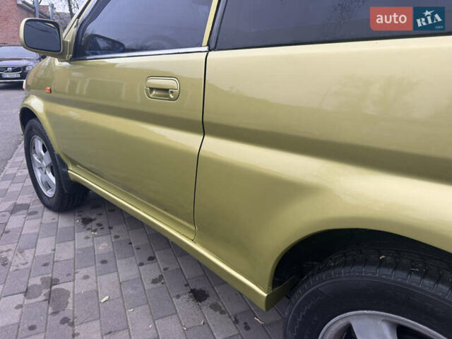 Желтый Хонда ХРВ, объемом двигателя 1.59 л и пробегом 217 тыс. км за 4500 $, фото 14 на Automoto.ua