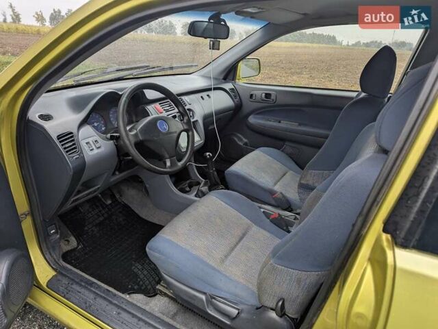 Желтый Хонда ХРВ, объемом двигателя 1.59 л и пробегом 335 тыс. км за 3000 $, фото 9 на Automoto.ua