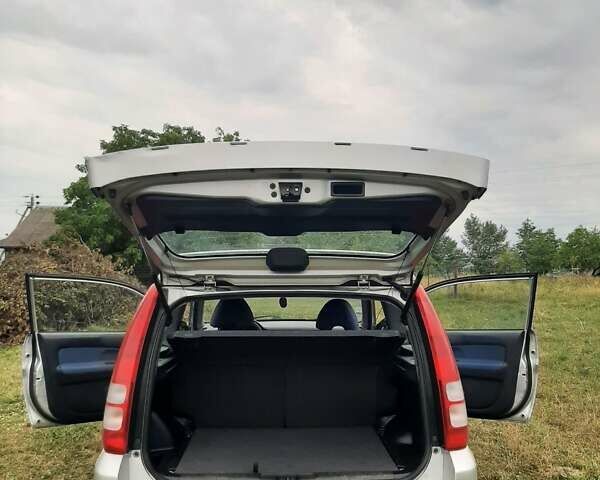 Серый Хонда ХРВ, объемом двигателя 1.6 л и пробегом 210 тыс. км за 6000 $, фото 5 на Automoto.ua