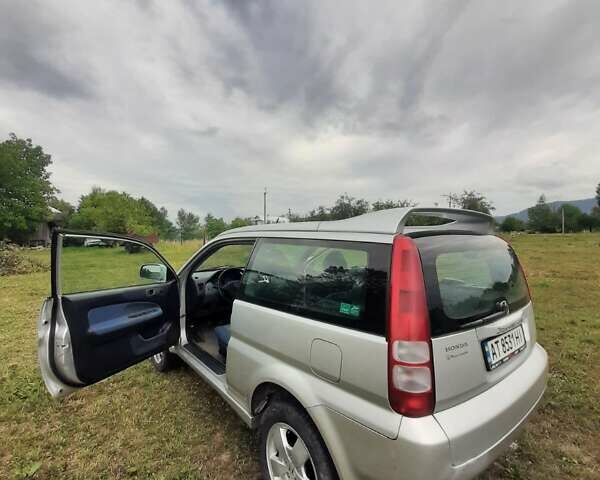 Серый Хонда ХРВ, объемом двигателя 1.6 л и пробегом 210 тыс. км за 6000 $, фото 4 на Automoto.ua