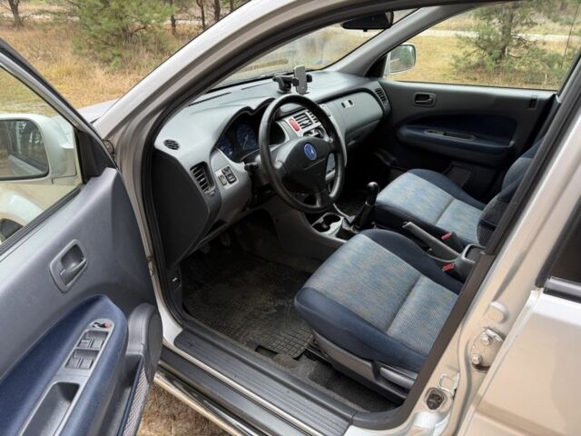 Серый Хонда ХРВ, объемом двигателя 1.6 л и пробегом 225 тыс. км за 4950 $, фото 11 на Automoto.ua