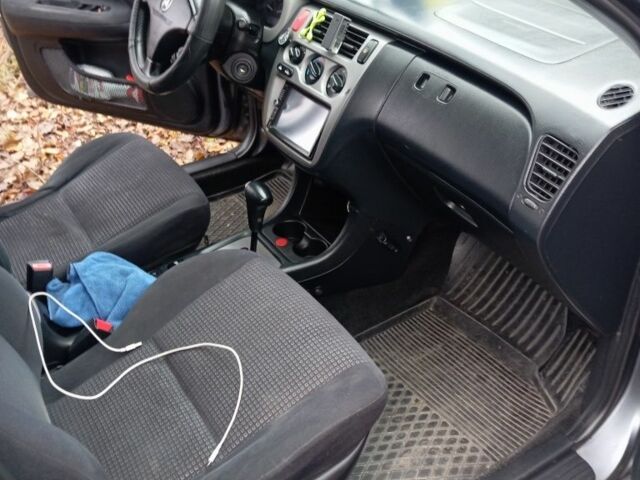 Серый Хонда ХРВ, объемом двигателя 0 л и пробегом 3 тыс. км за 3000 $, фото 7 на Automoto.ua