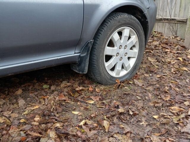 Серый Хонда ХРВ, объемом двигателя 0 л и пробегом 3 тыс. км за 3000 $, фото 4 на Automoto.ua