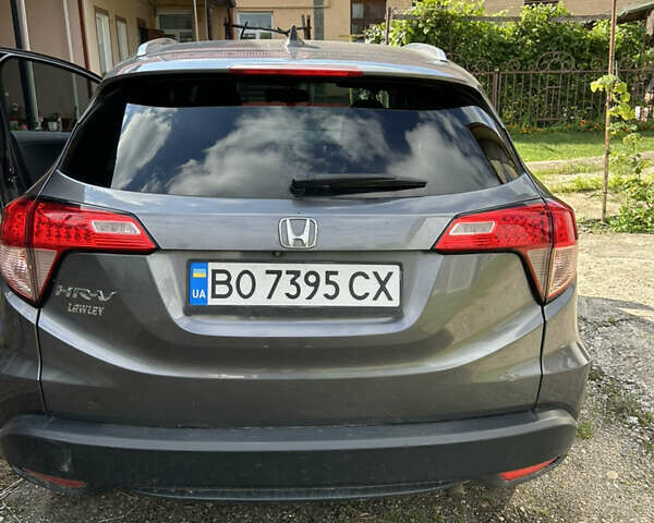 Серый Хонда ХРВ, объемом двигателя 1.8 л и пробегом 150 тыс. км за 13000 $, фото 2 на Automoto.ua