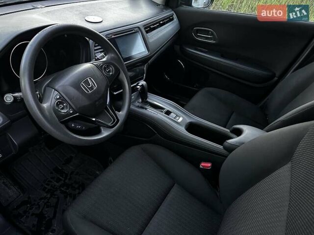 Серый Хонда ХРВ, объемом двигателя 1.8 л и пробегом 135 тыс. км за 14700 $, фото 20 на Automoto.ua