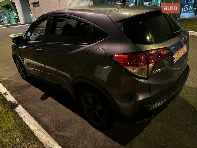 Серый Хонда ХРВ, объемом двигателя 1.8 л и пробегом 135 тыс. км за 14700 $, фото 7 на Automoto.ua