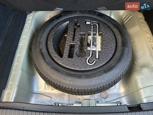 Сірий Хонда ХРВ, об'ємом двигуна 1.8 л та пробігом 135 тис. км за 12200 $, фото 42 на Automoto.ua