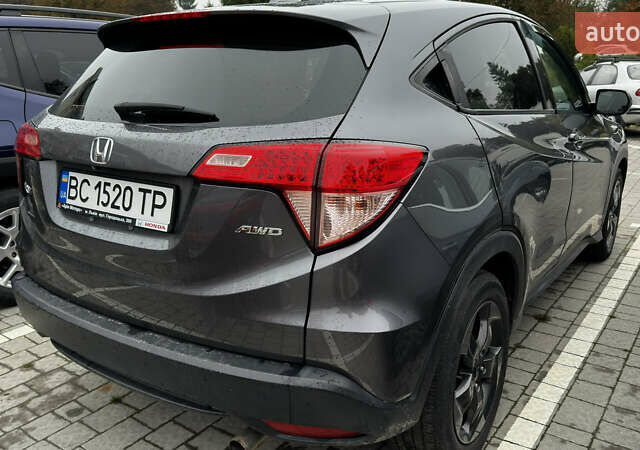 Серый Хонда ХРВ, объемом двигателя 1.8 л и пробегом 190 тыс. км за 15500 $, фото 5 на Automoto.ua