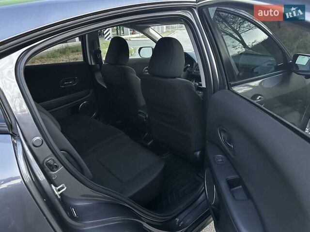Серый Хонда ХРВ, объемом двигателя 1.8 л и пробегом 135 тыс. км за 14700 $, фото 27 на Automoto.ua