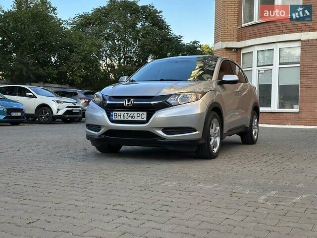 Серый Хонда ХРВ, объемом двигателя 1.8 л и пробегом 135 тыс. км за 12500 $, фото 13 на Automoto.ua