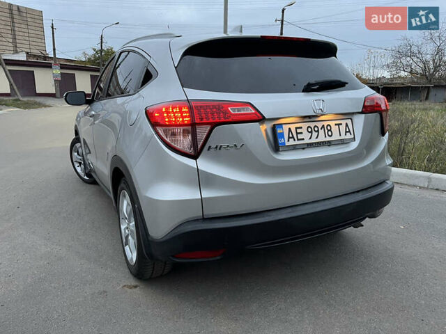 Серый Хонда ХРВ, объемом двигателя 1.8 л и пробегом 117 тыс. км за 14500 $, фото 4 на Automoto.ua