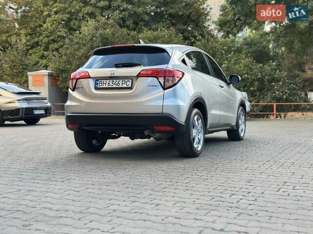 Сірий Хонда ХРВ, об'ємом двигуна 1.8 л та пробігом 135 тис. км за 12200 $, фото 15 на Automoto.ua