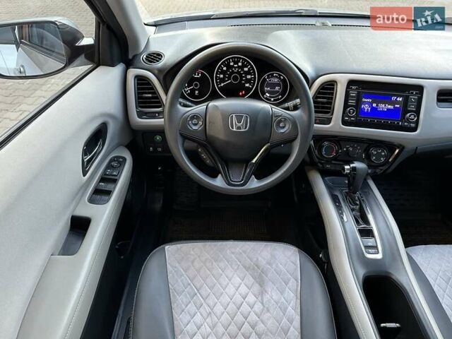 Сірий Хонда ХРВ, об'ємом двигуна 1.8 л та пробігом 135 тис. км за 12200 $, фото 20 на Automoto.ua